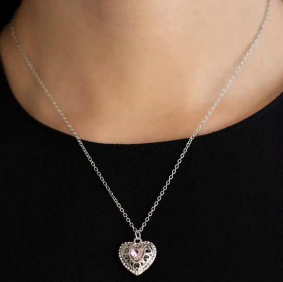 NWT Sparkling pink heart and white stone, silver tone necklace and earring - Picture 2 of 5